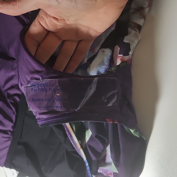 NWT LA BLANCA 22W one piece swimsuit purple with floral print - Picture 7 of 11